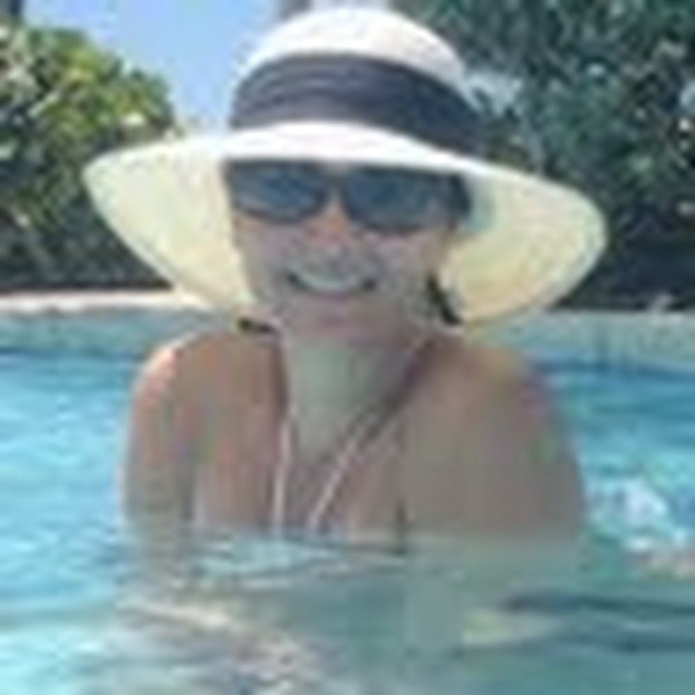 Meet your Posher, Lally